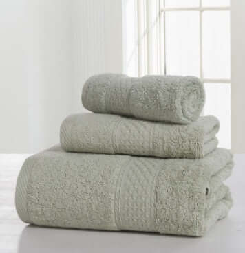 Wrap Yourself in Luxury with Our Ultra-Soft & Absorbent Bath Towels! - Homelune LTD home essentials and decor!