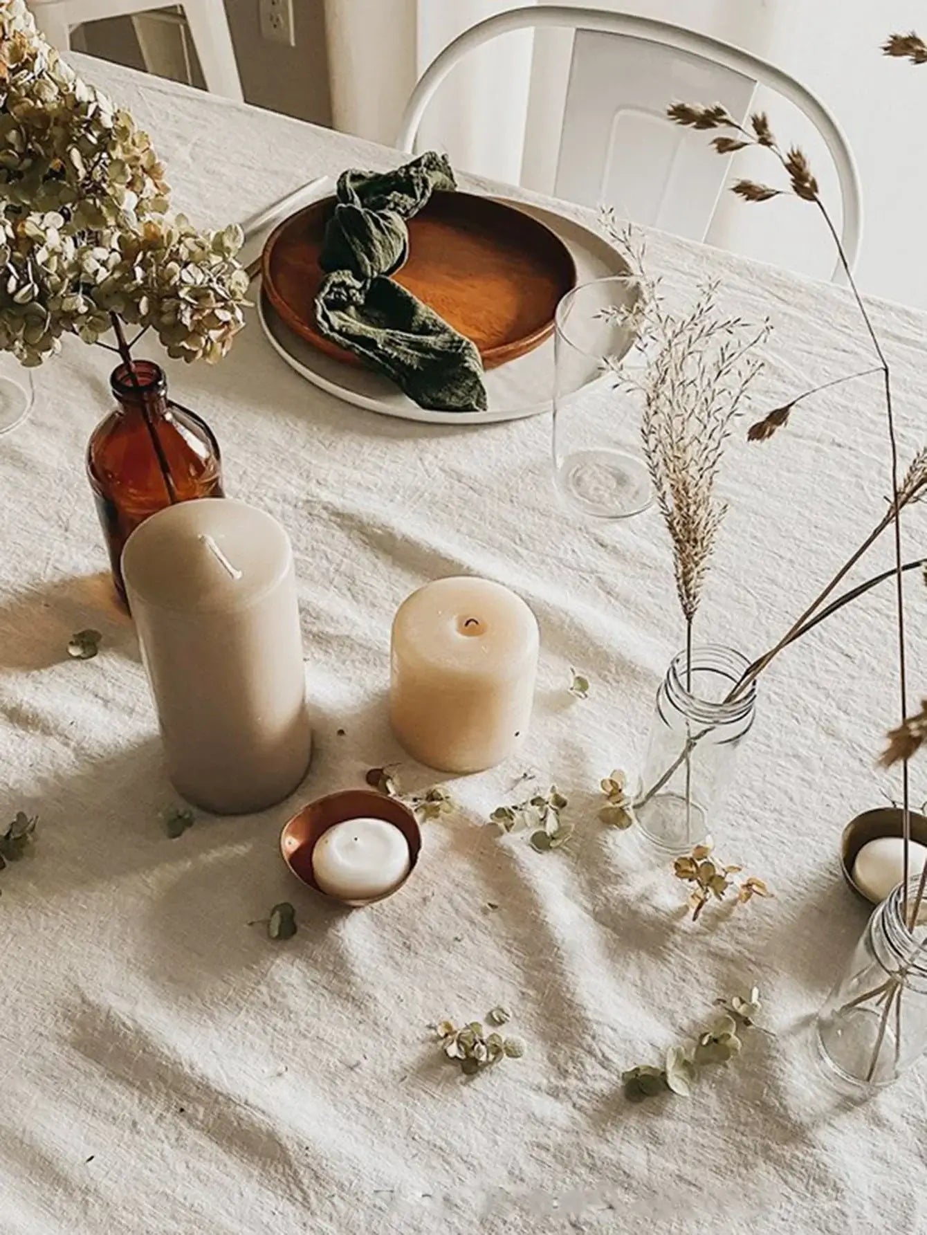 Elevate Your Dining Experience with Our Modern 100% Cotton Linen Tablecloth - Homelune LTD home essentials and decor!