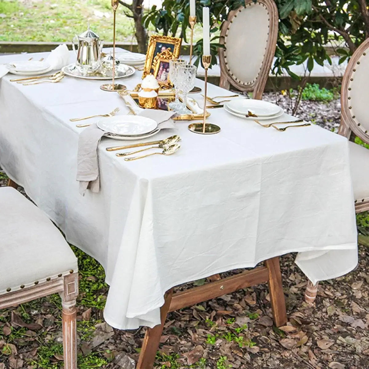 Elevate Your Dining Experience with Our Modern 100% Cotton Linen Tablecloth - Homelune LTD home essentials and decor!