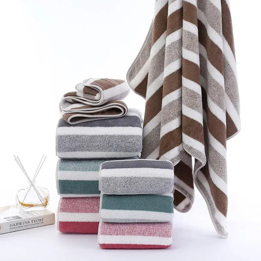 Quick-Drying, Soft Microfiber Bath Towel for Ultimate Comfort - Homelune LTD home essentials and decor!