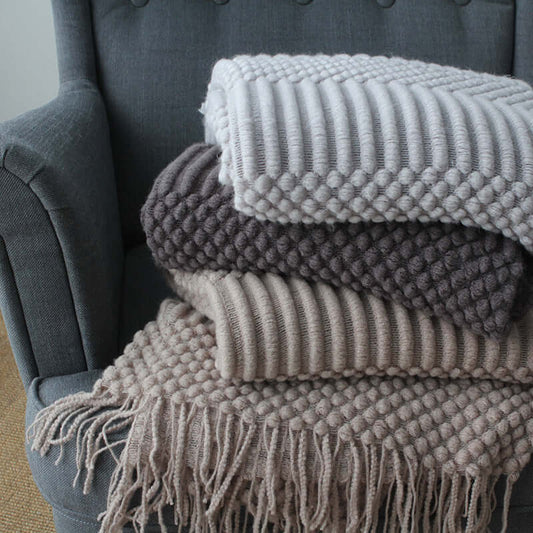 Stay Cozy Anywhere with Our Lightweight & Warm Nap Blanket! - Homelune LTD home essentials and decor!